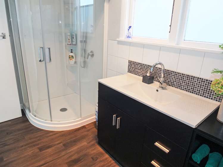 15 Andrews Street Foxton Beach_14