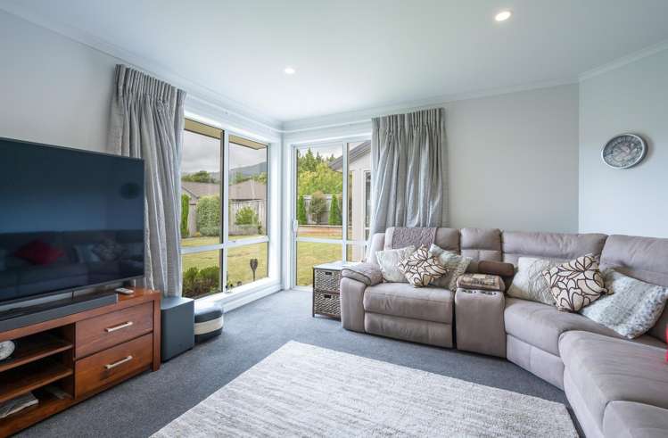 11 Fullford Drive Richmond_7