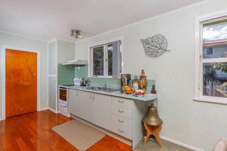 7 Melba Street Beach Haven_19