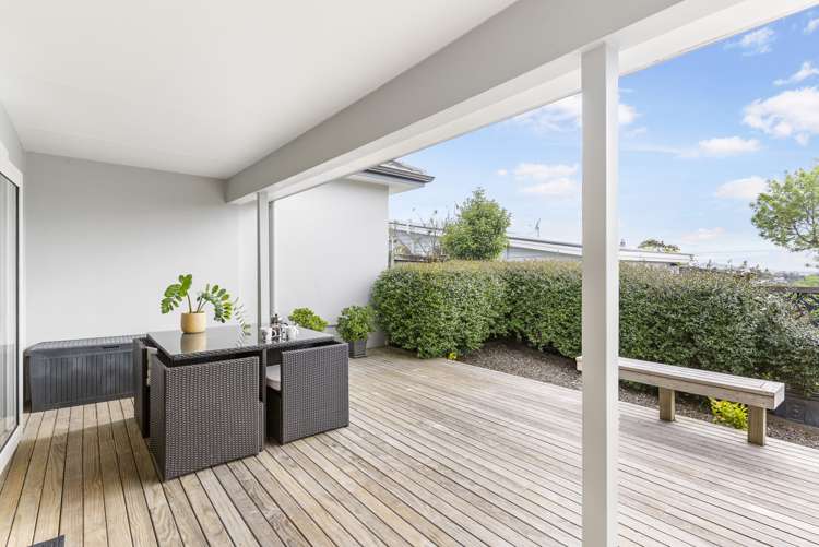 8/57 Gladstone Road Northcote_6