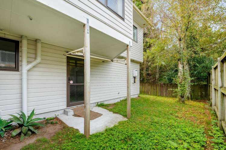 12E Dowding Street 1107_18