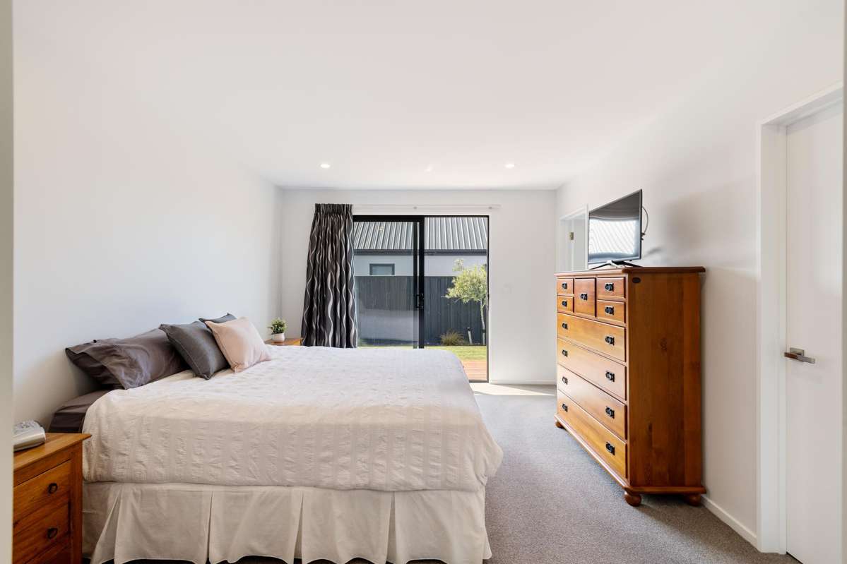 19 Maurice James Way_5