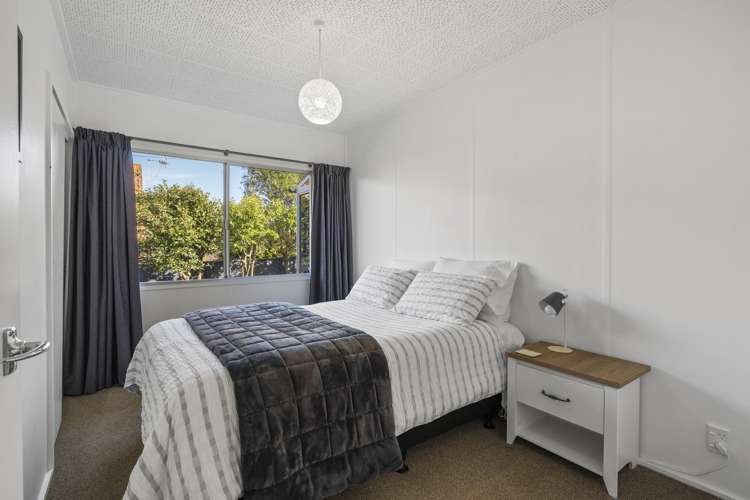 2/14 Huia Street Taupo_11