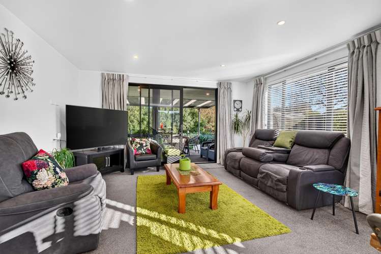 23 Tarata Grove Masterton_8