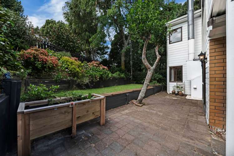 2/15 Micawber Place Mellons Bay_22