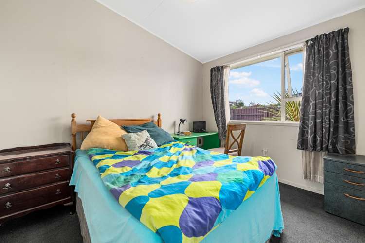 87 Long Melford Road Awapuni_17