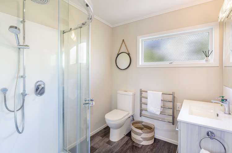 2/13 Korimako Road Waipahihi_10