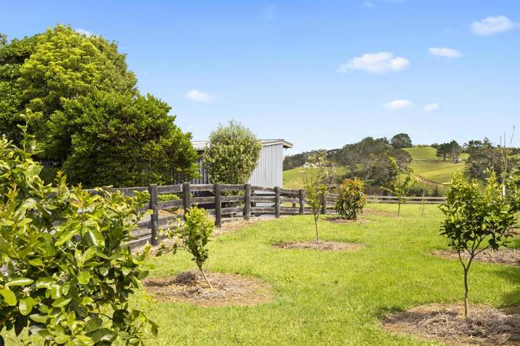 948 Awhitu Road Waiuku_19