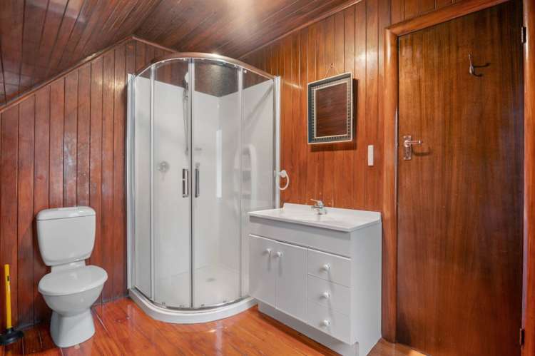 28 Ngapipi Road Orakei_17