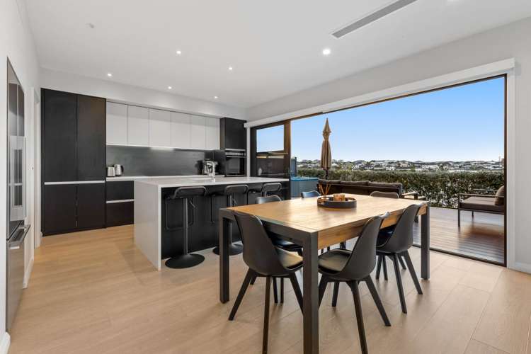 24 Cilliers Drive Silverdale_11