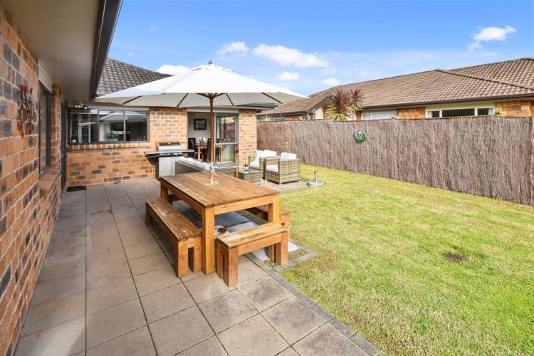 12 Allerton Place Wattle Downs_22