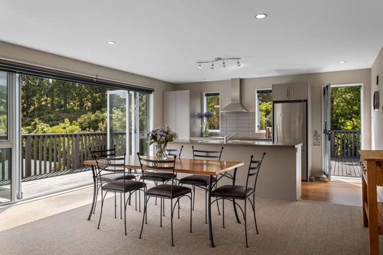 11 Manuka Terrace Duvauchelle_2