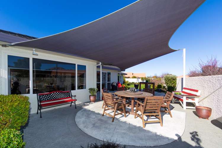 33 Kensington Drive Taradale_20