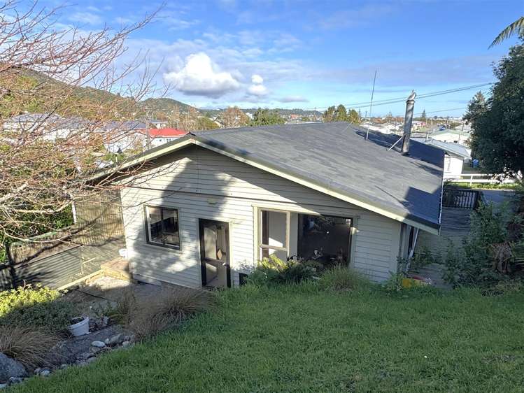 13 Ashmore Avenue Cobden_19