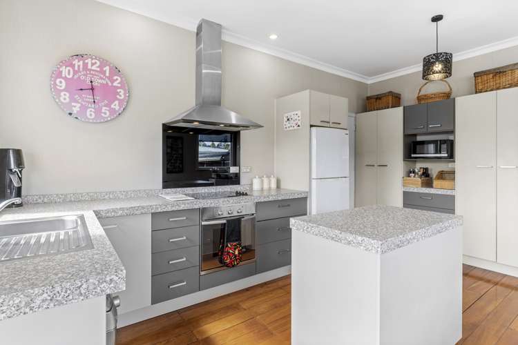 1/217 Fifteenth Avenue Tauranga South_3