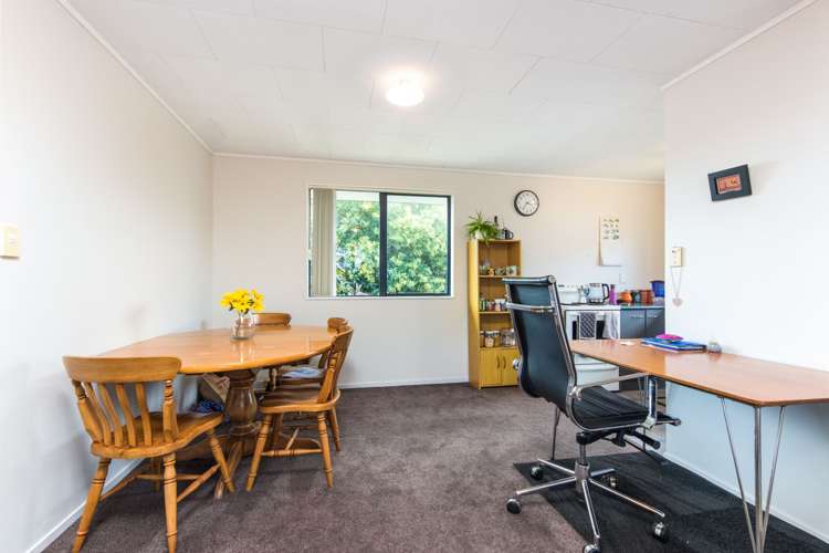 93a Henderson Valley Road Henderson_13