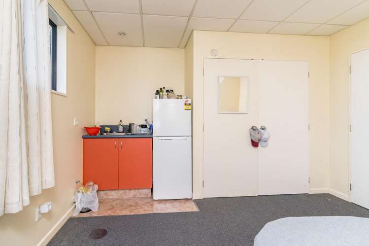 a/8 Heriot Row Dunedin Central_16
