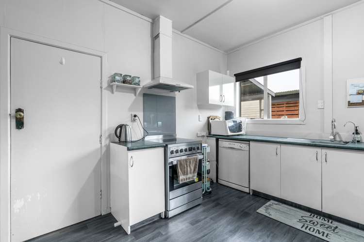 143 Flora Road East Makarewa_12