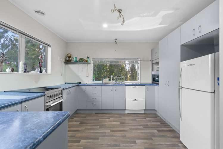 12 Cheriton Lane Drury_5