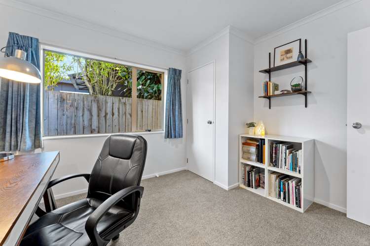 2a Laurie Street Red Beach_14
