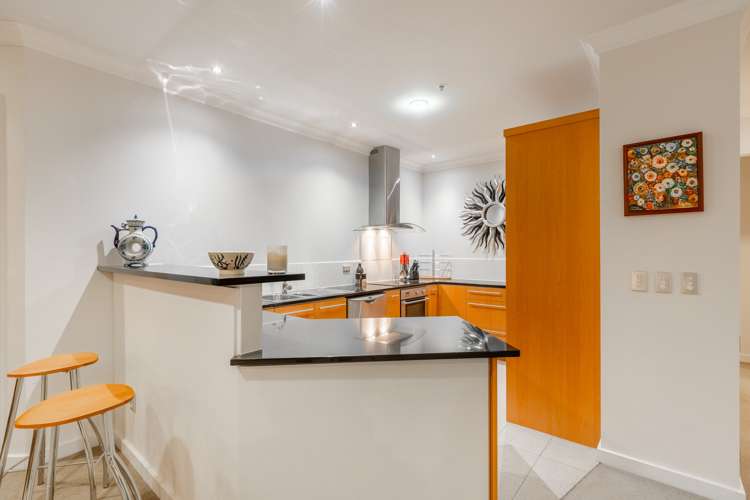 4i/42 Molesworth Street Thorndon_7