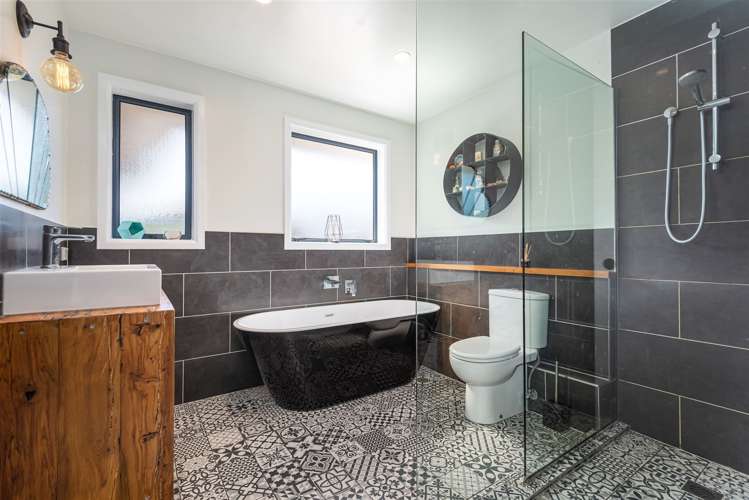 20 Scruttons Road Hillsborough_10