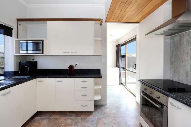 117 Creek Road Allenton_3