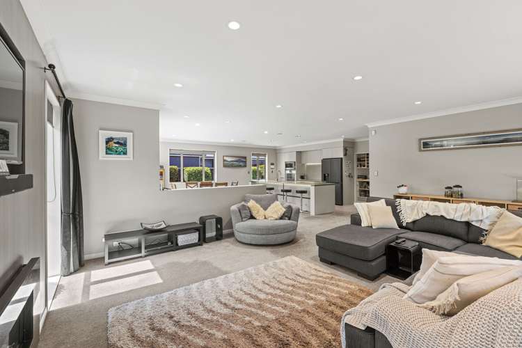 144 Hussey Road Northwood_12