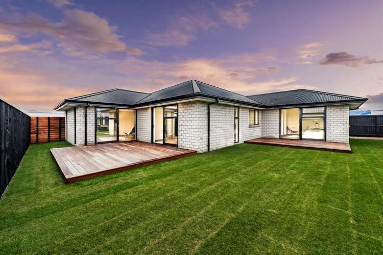 32 Florence Drive Lincoln_1