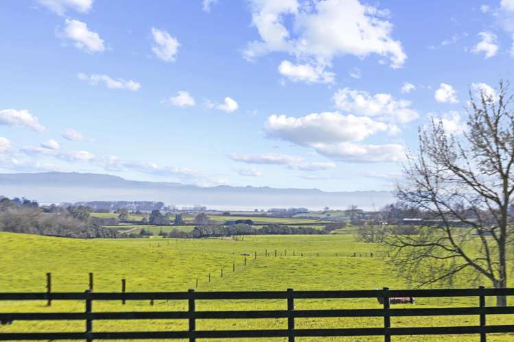 195 Batty Road Kingseat_6