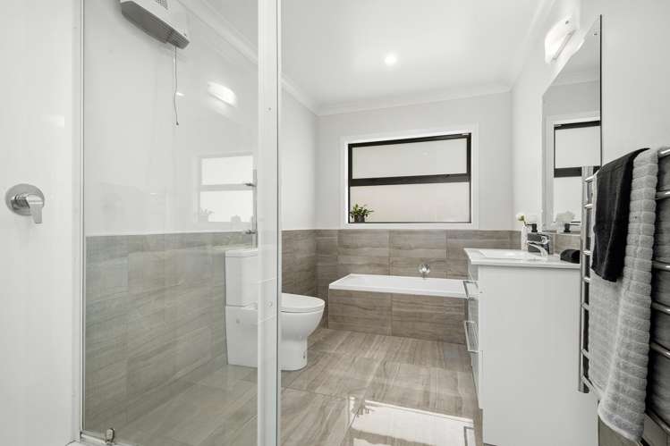 17 Jack Vaughan Grove Wainuiomata_14