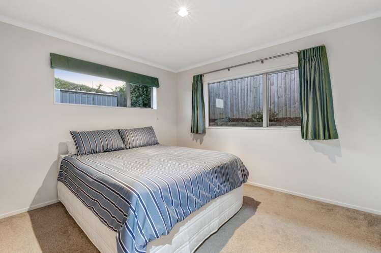 63 Chesterfield Way Orewa_19