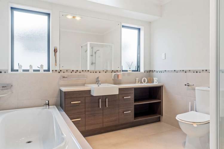 24 Pickaberry Avenue Karaka_13