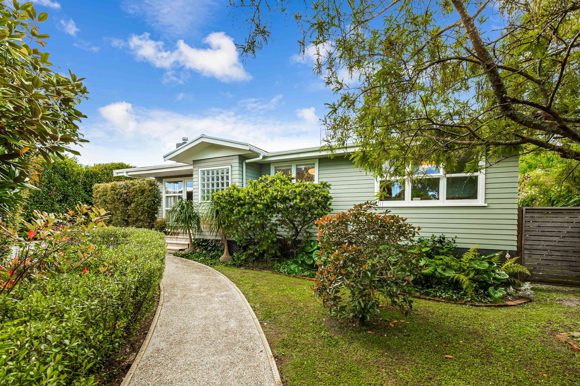 55 Graham Avenue Te Atatu Peninsula_0