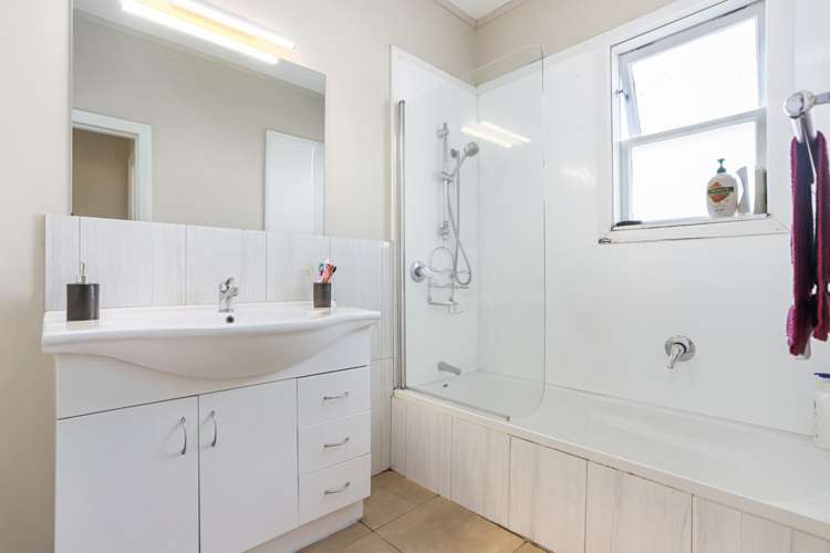 2094 Great North Road Avondale_13