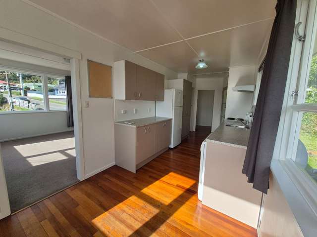 92 Beazley Avenue Paparangi_2