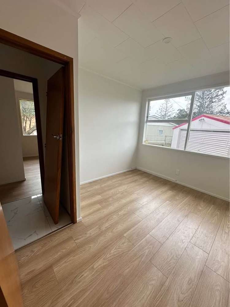 8 Harania Avenue Favona_7