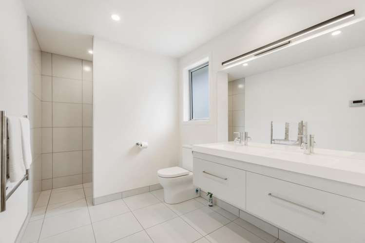 110 West Meadows Drive Wanaka_11