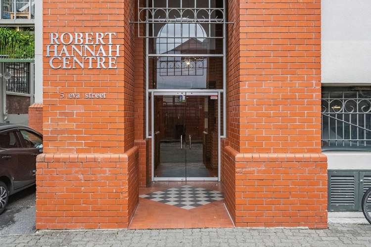 26 and 52/5 Eva Street_1