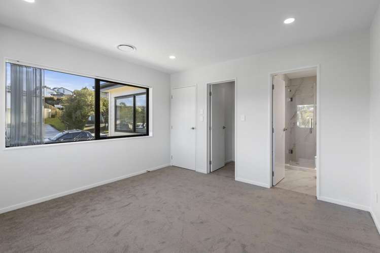 1/40 John Downs Drive Browns Bay_8