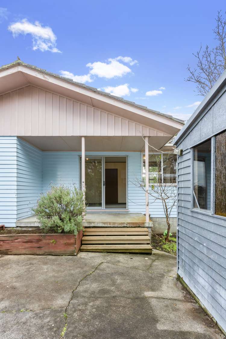 23 Roick Parade Glen Eden_16