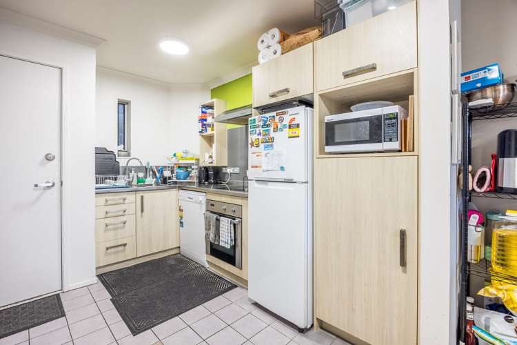 2F/15 Minnie Street Eden Terrace_8