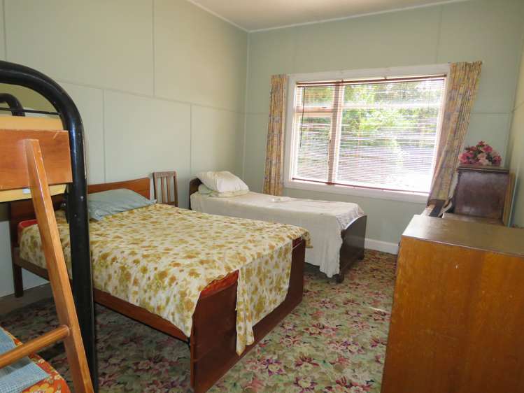 21 Grey Road Reefton_20