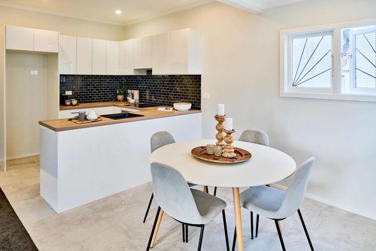8 Huia Street Petone_5