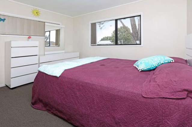 1/2 Senecio Place Manurewa_3