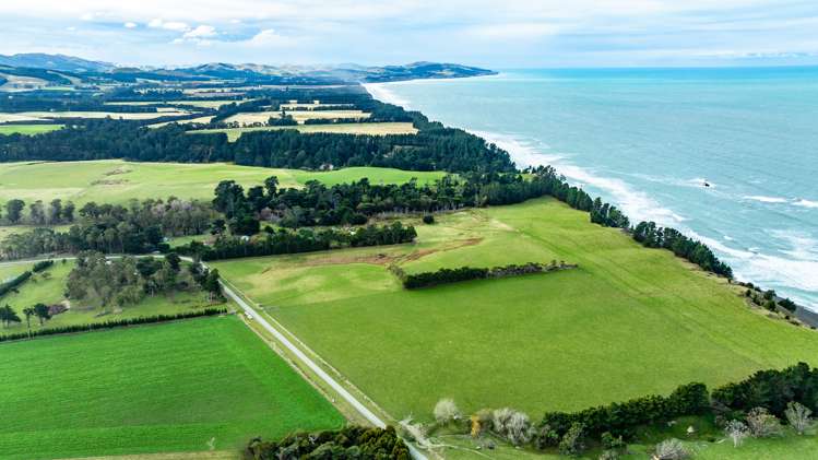 1553 Happy Valley Road Motunau_4