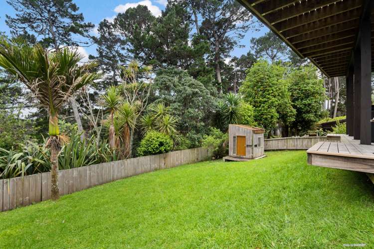 2/41 Jacaranda Avenue Beach Haven_23