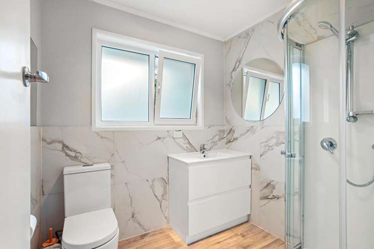 43 McClintock Road Massey_21