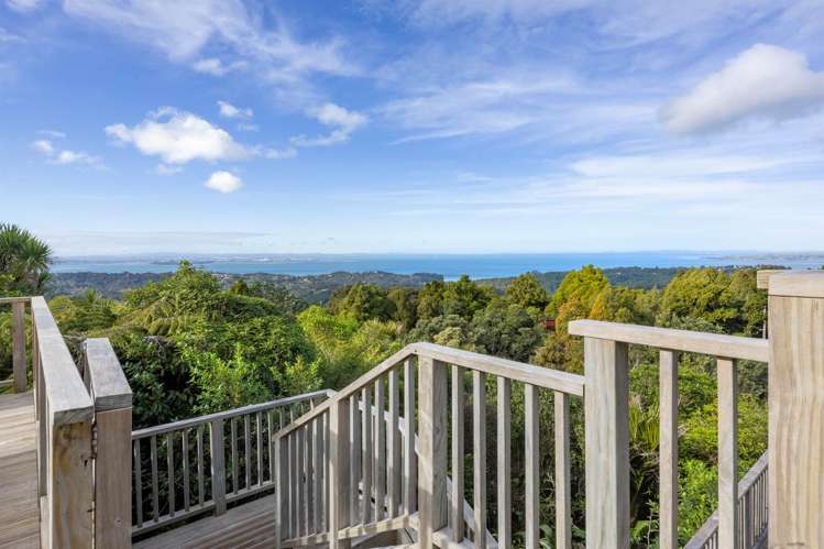 213 Scenic Drive Titirangi_18