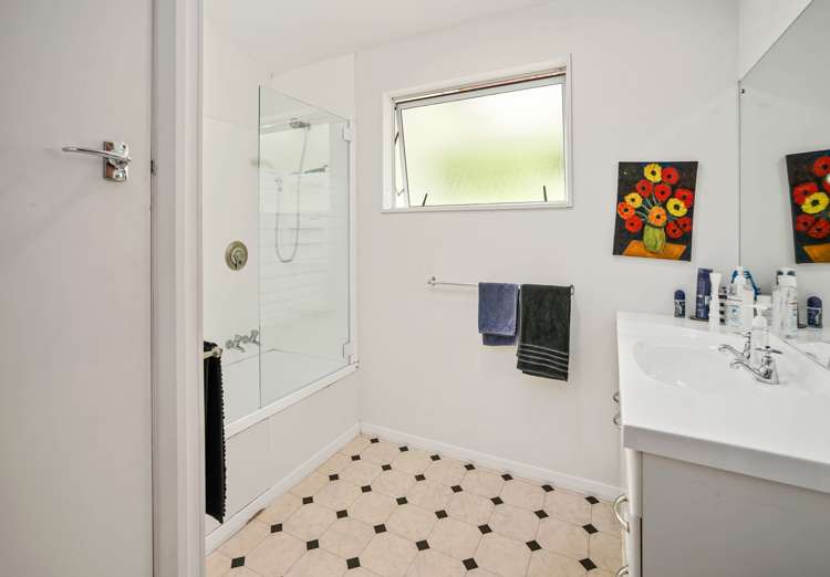 16 Isel Place Stoke_11